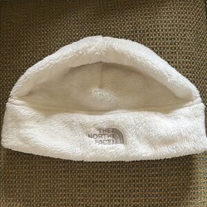 The North Face white Fleece Hat Youth size M